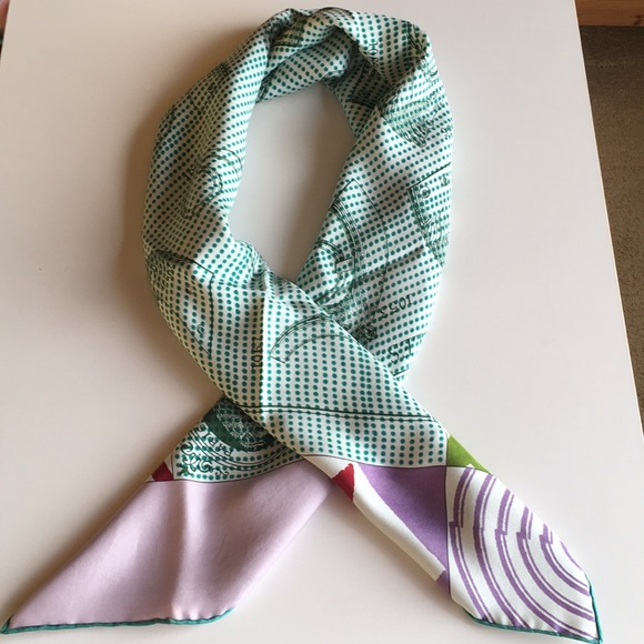 NWT AUTH Hermès 100% Washed Silk Scarf, 90 cm - Picture 7 of 8